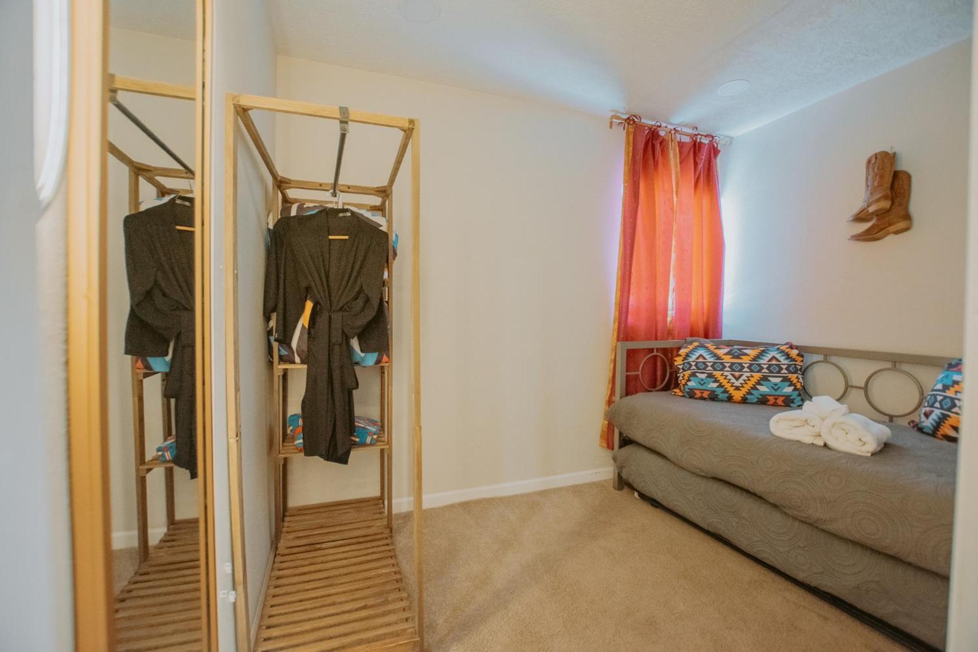 אלבוקרקי Cowboy Den-Hot Tub-Game Room-Pet Friendly-No Pet Fees! מראה חיצוני תמונה